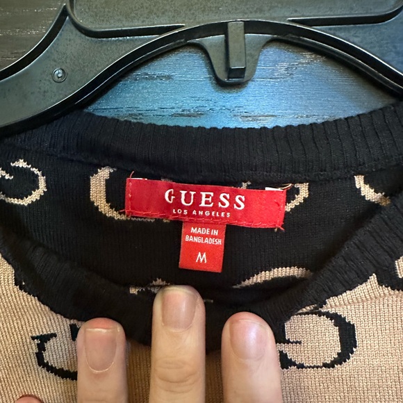Women’s GUESS Black Camel Sweater - Picture 3 of 3